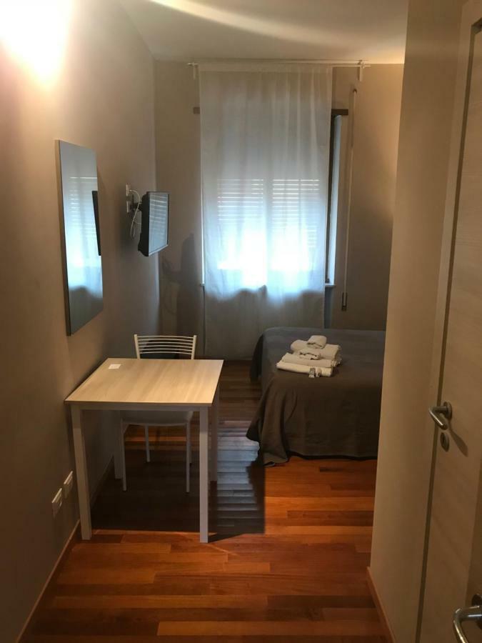 Room 14 ローマ エクステリア 写真